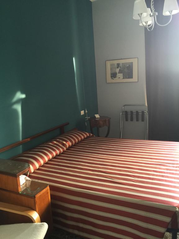 Bed and breakfast Romana 2*